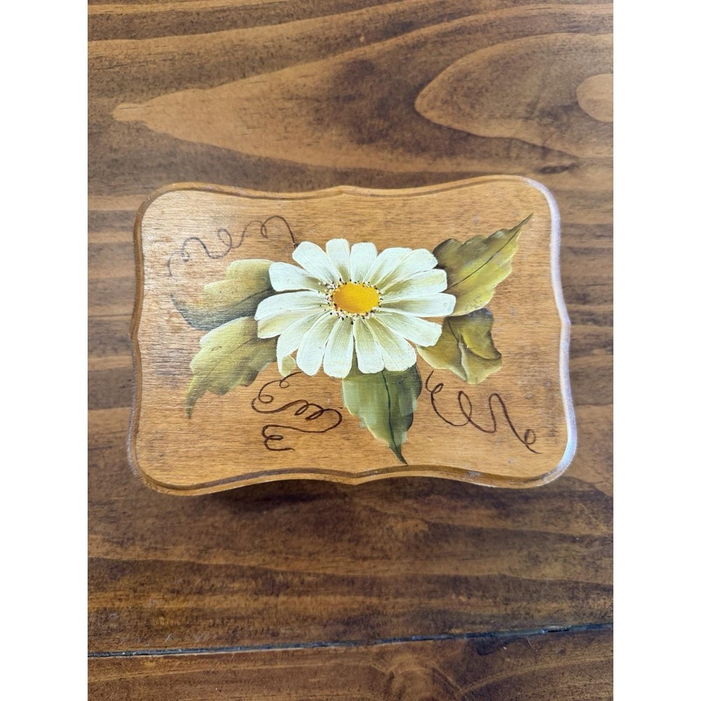 Vintage Wood Box Hand Painted White Daisies & Leaves With Lift Off Lid